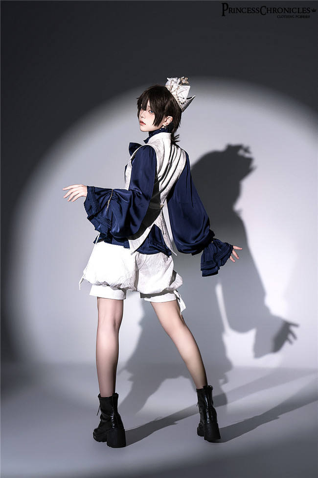 Princess Chronicles Rabbit Hunting Royal Blue Blouse Ouji Fashion