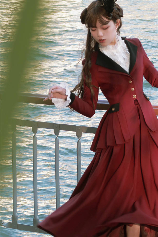 Foxtrot Lolita Plus Size Friendly Vintage Skirt and Coat Set