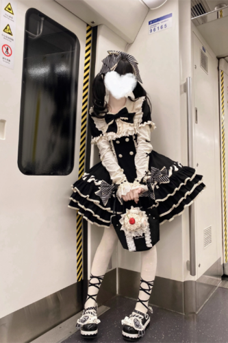 Striated Melaleuca Doll Lolita Dress, Set-in Sleeves and Headdress
