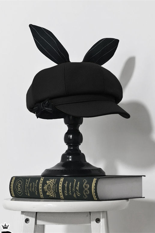 The Secret Morning Post Beret Ouji Fashion