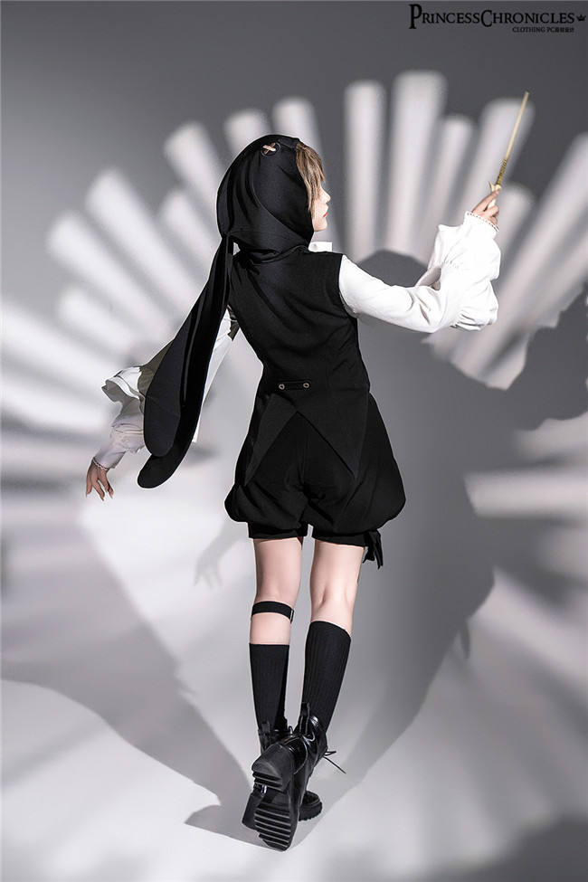 Princess Chronicles Black Rabbits Ouji Fashion Vest, Cape and Short Pants