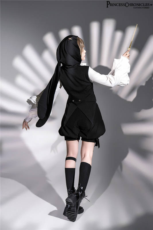 Princess Chronicles Black Rabbits Ouji Fashion Vest, Cape and Short Pants