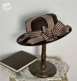 Miss Point Classic Chocolate Lolita Accessories