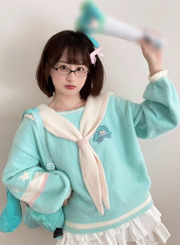 Co-branded by Hatsune Miku Sailor Collar sweater
