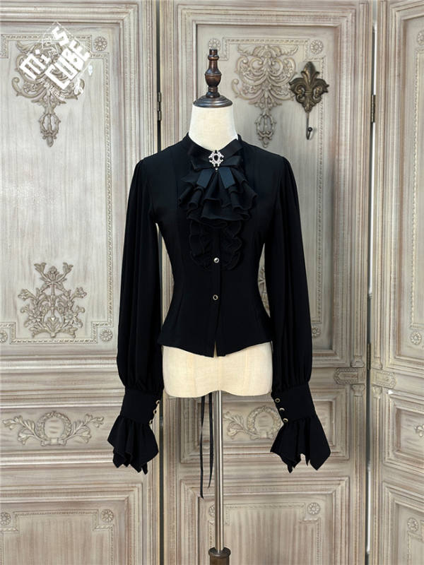 Miss Point Eye of Horus Sleeve Sleeve Gothic Lolita Blouse