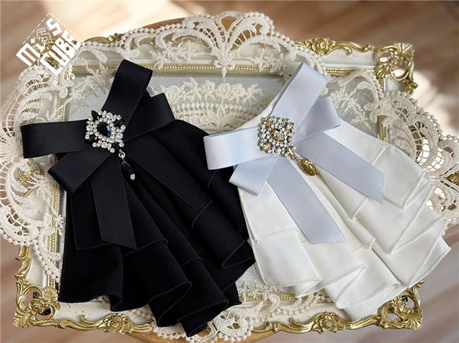 Miss Point Eye of Horus Lolita Accessories