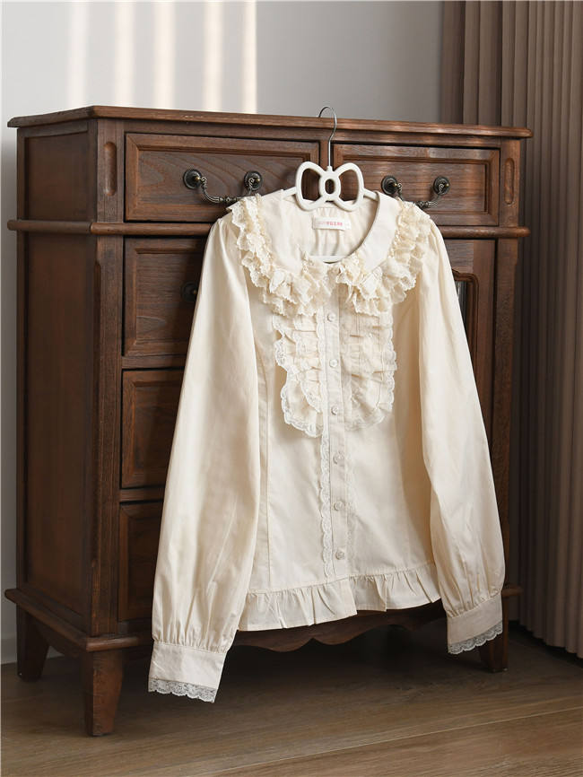 Half Sugar Cake Ruffles Lolita Blouse
