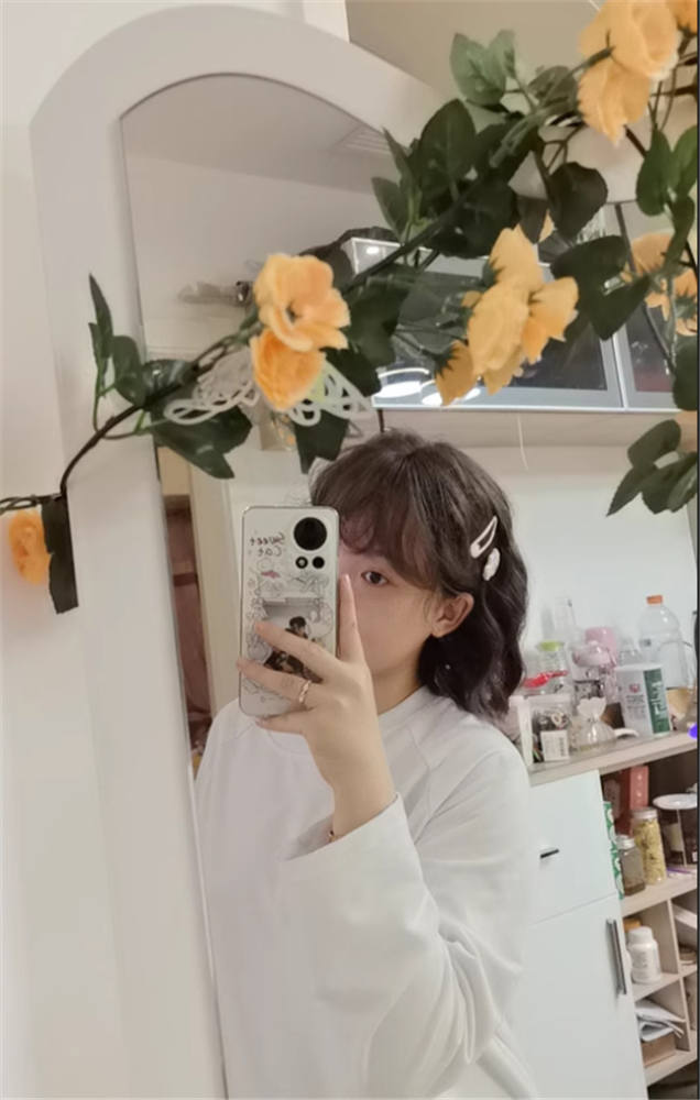 Dalao Home Sweet Water Wavy Short Lolita Wig