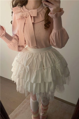 Round Collar Puff Sleeves Sweater