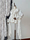 The Muppet Oracle Vintage Bat Sleeves Lolita Blouse