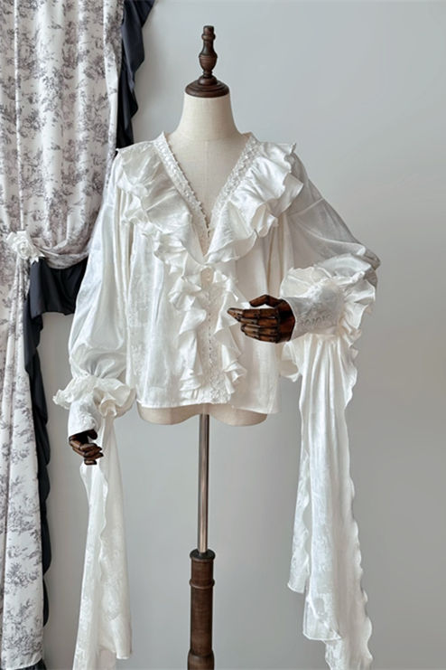 The Muppet Oracle Vintage Bat Sleeves Lolita Blouse