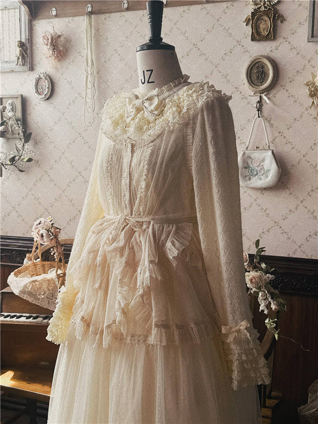 Sweet Dreamer Antique Wall Lolita Knitwear