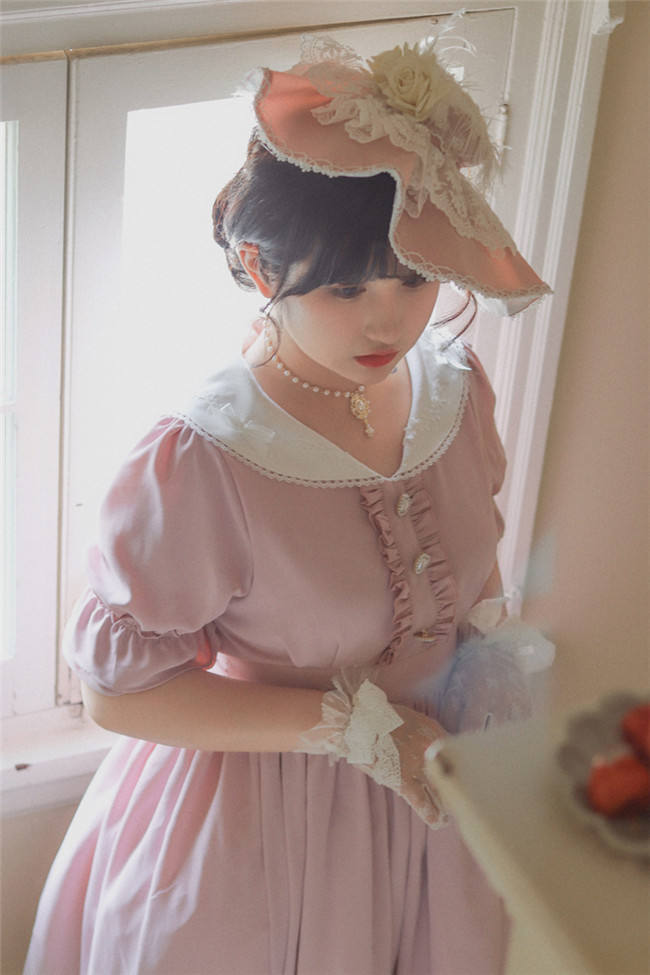 Laura Diary Classic Lolita Dress and Accessories