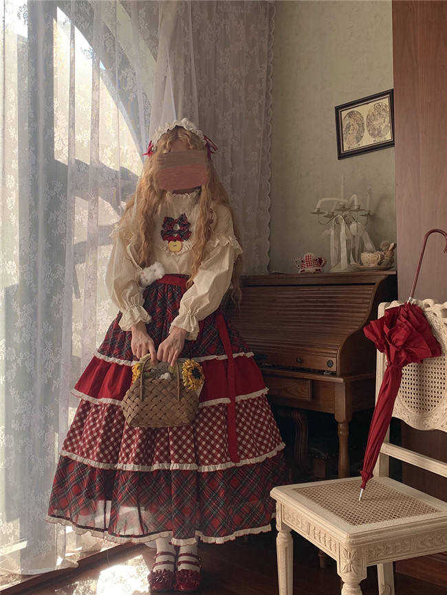 Miss Point Forest Berry Rabbit Tiered Lolita Underskirt