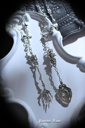 Lilith House Horrible House Gothic Skeleton Cutlery Necklace