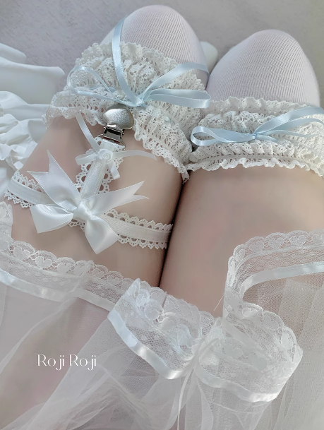 Roji Rose Lace Elastic Garters