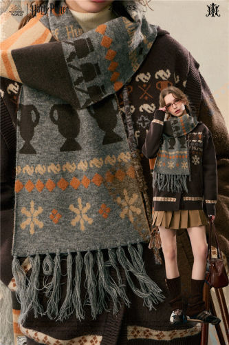 Kyouko & Harry Potter Collaborated Vintage College Scarf