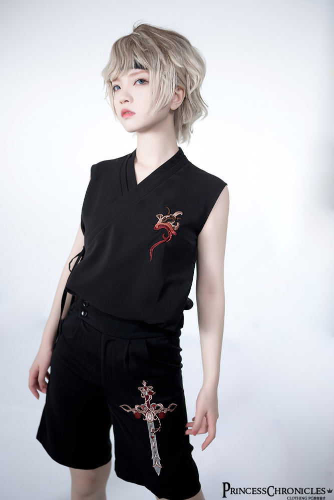 Princess Chronicles Dark Night Instruction Embroidery Ouji Fashion Short Pants