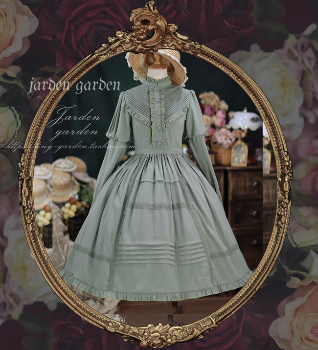 Black Forest Courtyard Gigot Sleeve Classic Lolita Dress