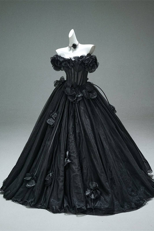 Hand Crafted Black Night Flowers Fluffy Princess Formal Dress