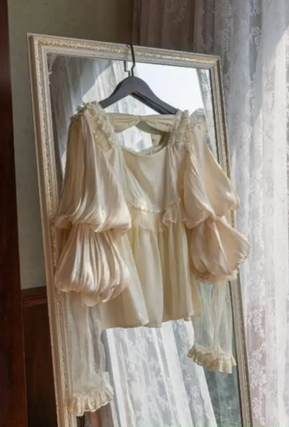 Airfreeing Cersei Vintage Lolita Blouse and Skirt