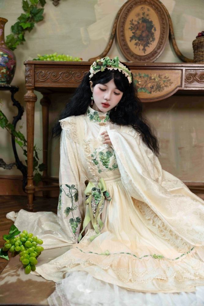 Vineyard Hanfu Qi Lolita Dress Top Apron