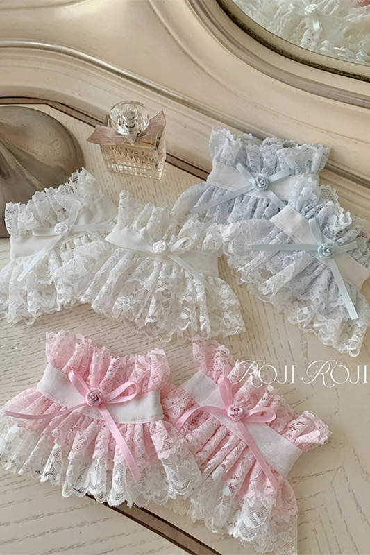 Roji Summer Lace White Lolita Wristcuffs