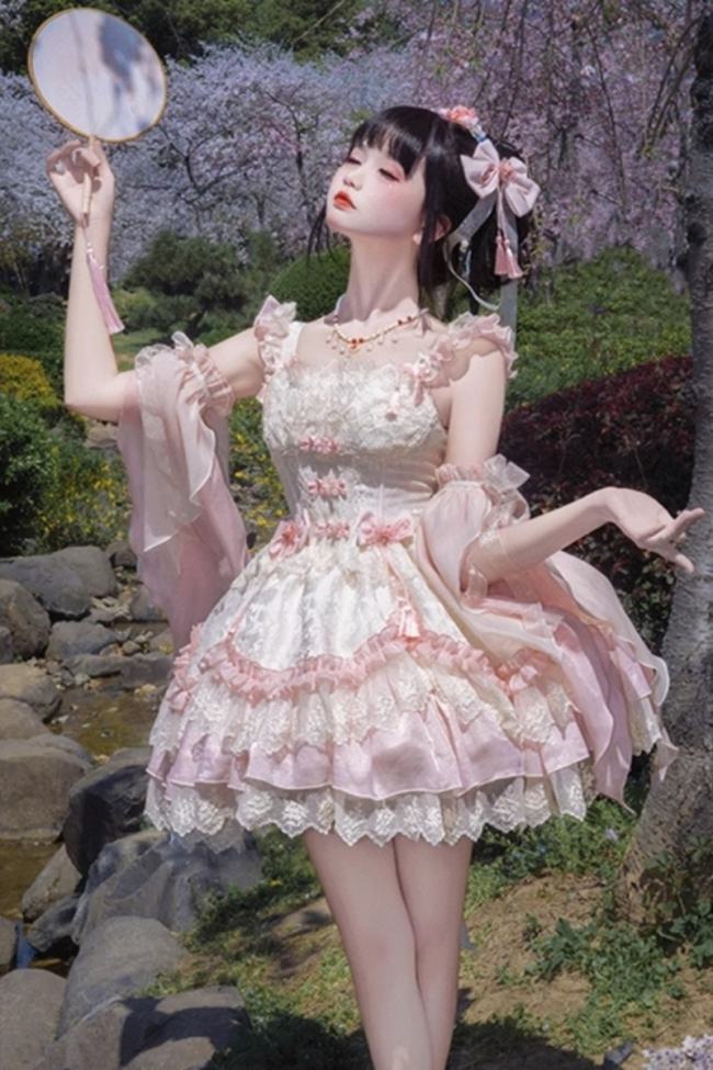 The Poetry of Flowers Short Beige Lolita Jumper