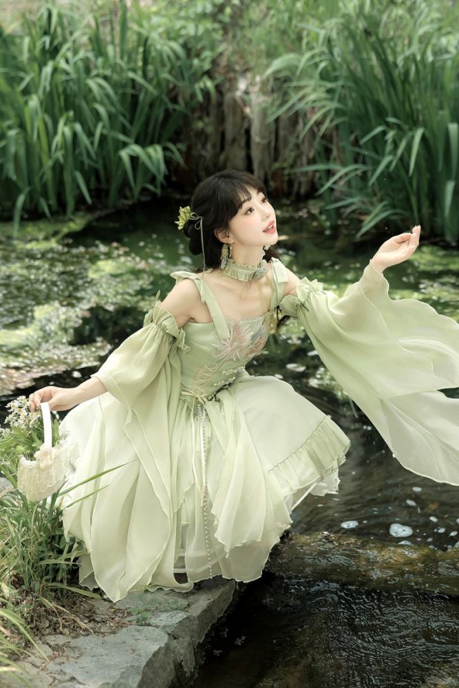 Tsinghua Dew Hanfu Style Green Jumper Lolita Set