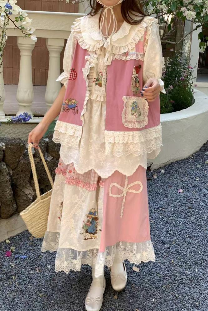 Sweet Embroidery Vest Beige Skirt Mori Kei Outfits