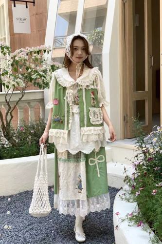 Sweet Embroidery Vest Beige Skirt Mori Kei Outfits