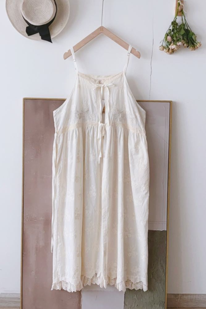 Fresh Nature Embroidery Overdress Beige Mori Kei Outfits