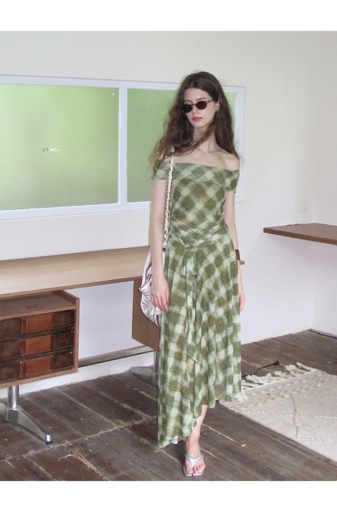 Glass Flower Window Retro Plaid Dress Modern Clothing