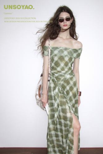 Glass Flower Window Retro Plaid Dress Modern Clothing