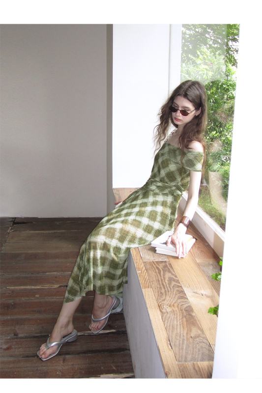 Glass Flower Window Retro Plaid Dress Modern Clothing