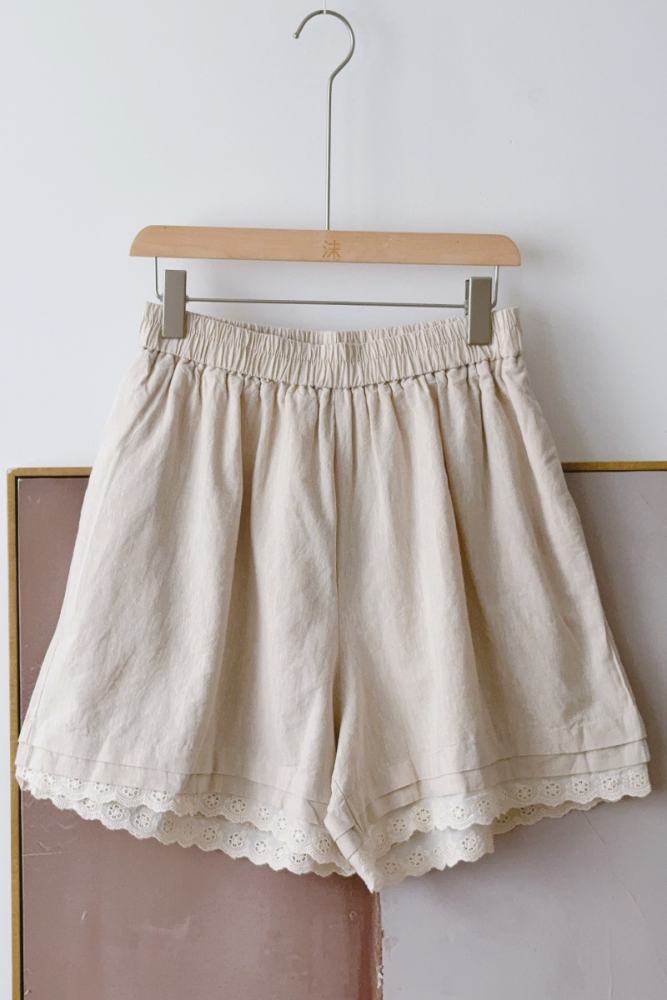 Nature Artsy Loose Shorts White Mori Kei Fashion