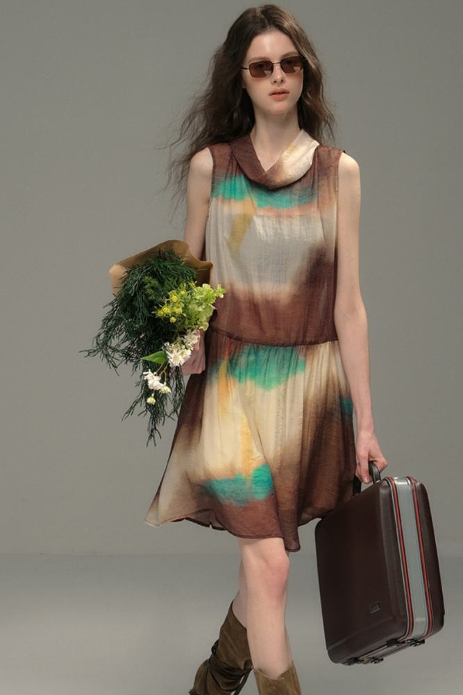 Peninsula Encounter Large Lapel Vest Dress Modern Fashion