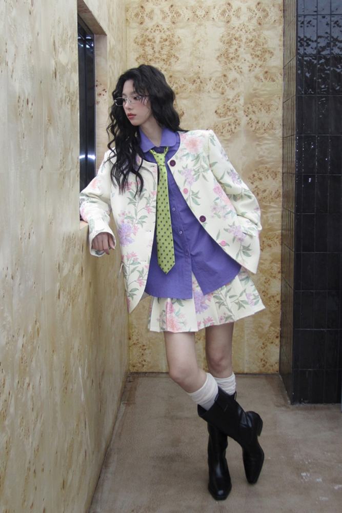 Burrata Floral Print Pleated Skirt Modern Mori Kei Outfits