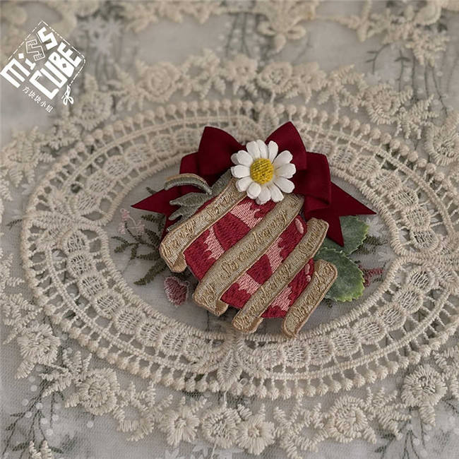 Miss Point Strawberry Pictorial Classic Lolita Accessories