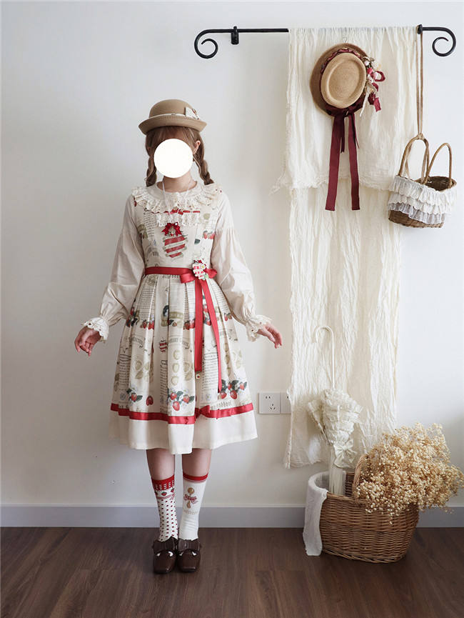 Miss Point Strawberry Pictorial Classic Lolita Dress