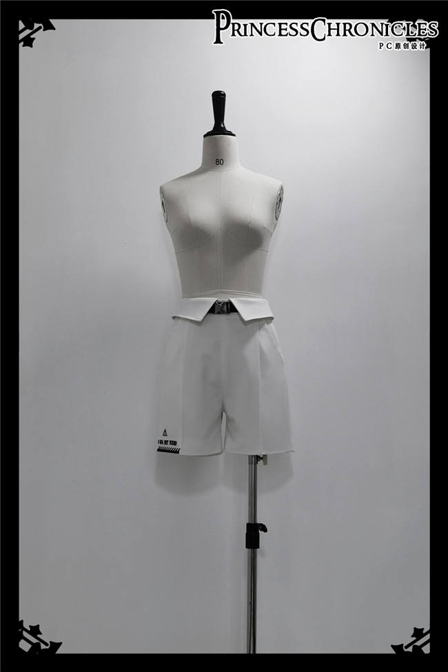 Princess Chronicles Techwear Wasteland Style Ouji Outfit
