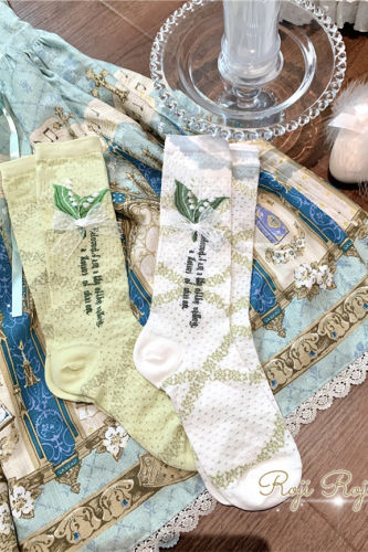 Roji Lily of the Valley Short Lolita Socks
