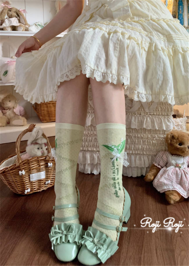 Roji Lily of the Valley Short Lolita Socks