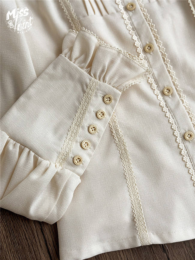 Closeup sleeves view of the Official Miss Point ～German Bookshelf～ Classic Lolita Blouse - my-lolita-dress.com