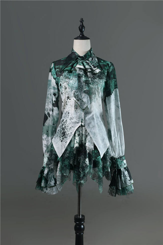 Lilith House Horrible Wonderland Long Sleeves Lolita Blouse