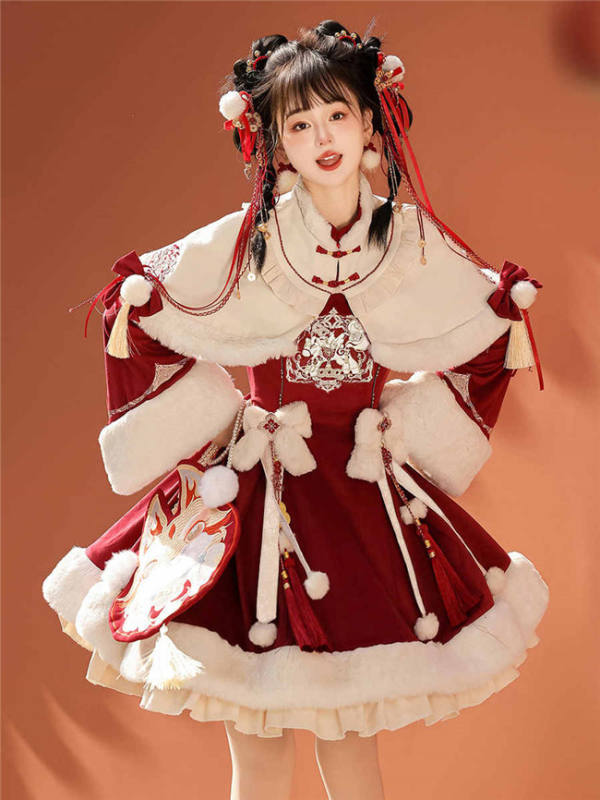 Lucky Pony Girl Christmas Qi Lolita Dress and Cape