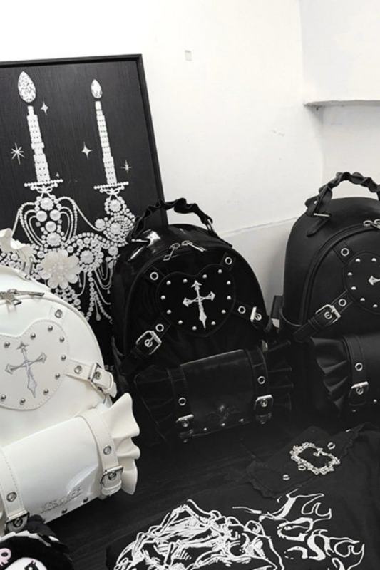 AO Space Absurd Formula Heart Ruffles Kuro Backpack Jirai Kei Fashion