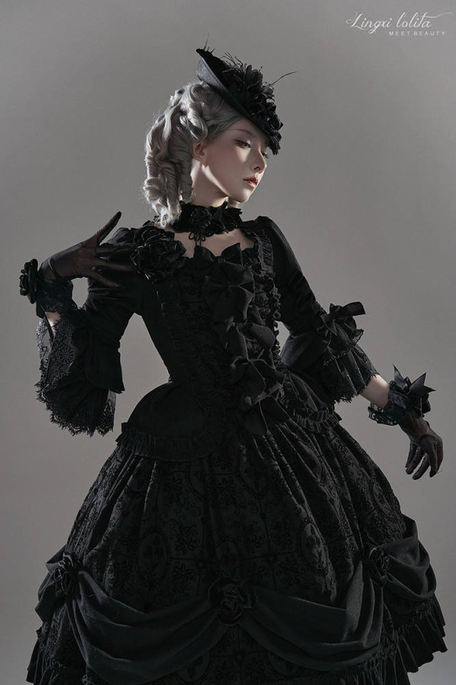 Lingxi Lolita Night Falls on Versailles Gothic Top + Skirt Set