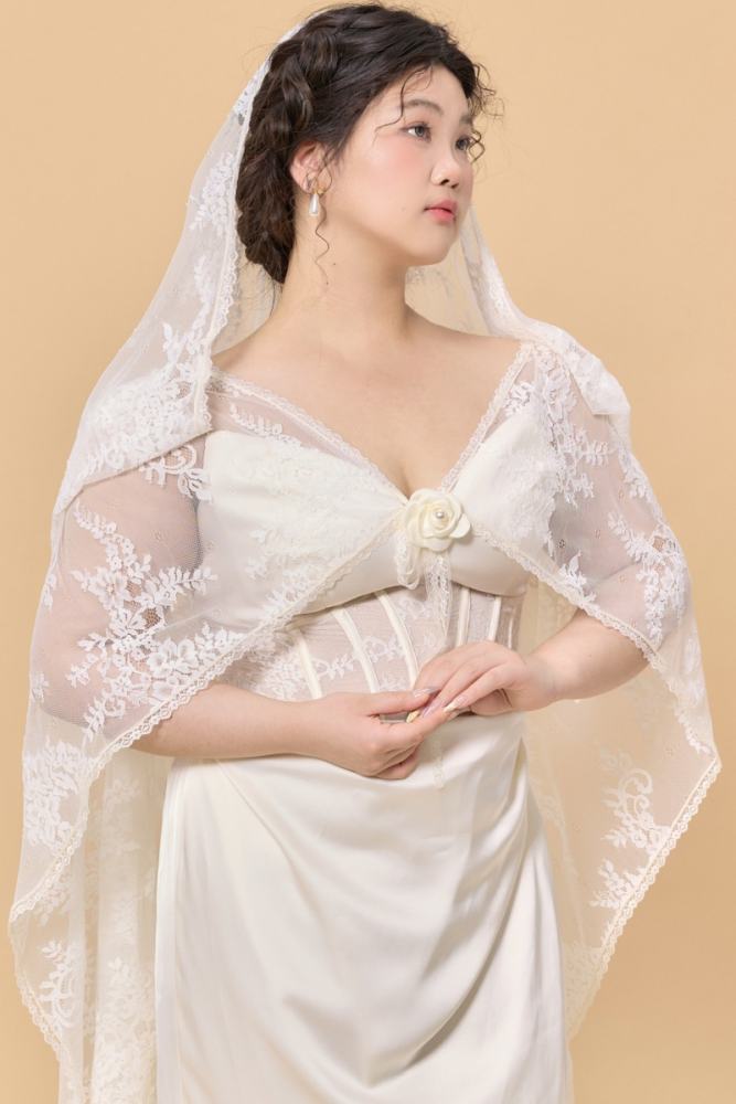 Magic Encounter Strap Fish Bone Creamy White Formal Dresses for Women