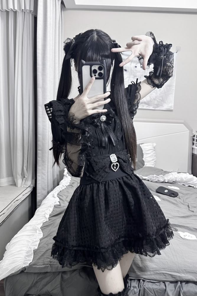 Virtual Paradise Shoulder Straps High Waist Black Plaid Skirt Jirai Kei Clothes